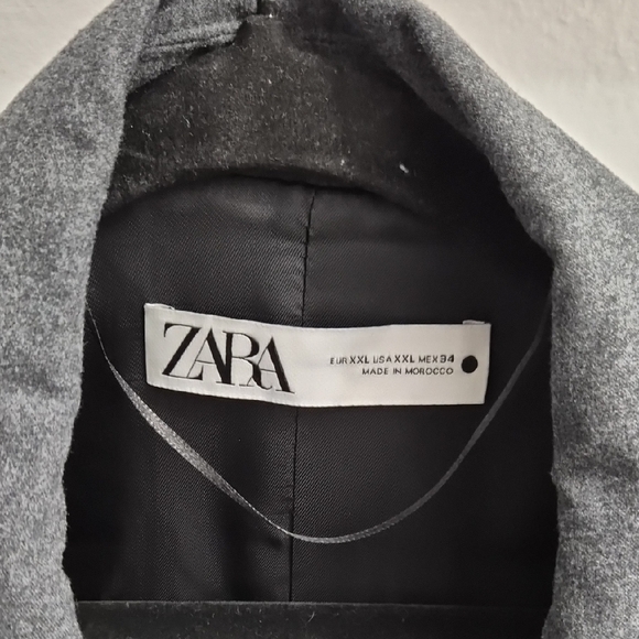 Zara Women's Charcoal Blazer with Gold Accents - Picture 5 of 9